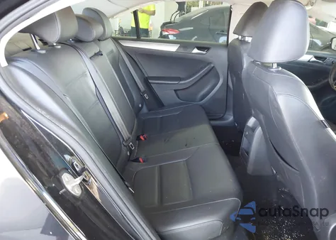 2017 Volkswagen Jetta 1.4T Se from USA, damaged, VIN 3VWDB7AJ8HM309636